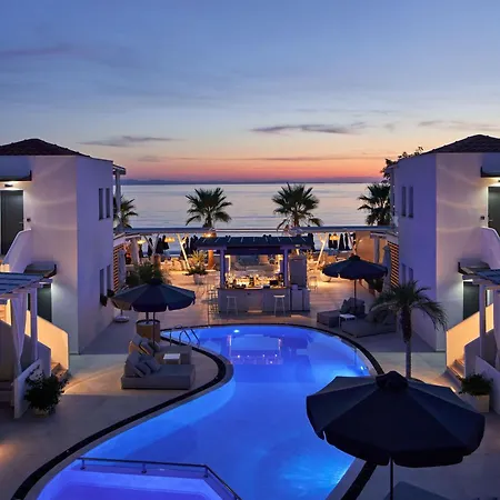 Otel Icon By The Sea
