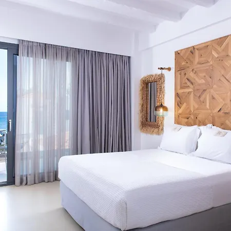 Icon By The Sea Hotel Potos