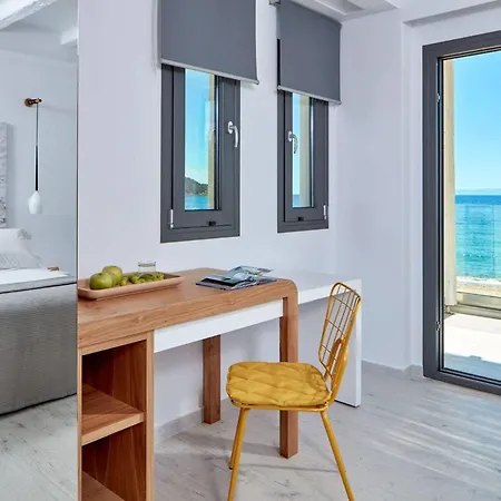 Icon By The Sea Hotel Potos