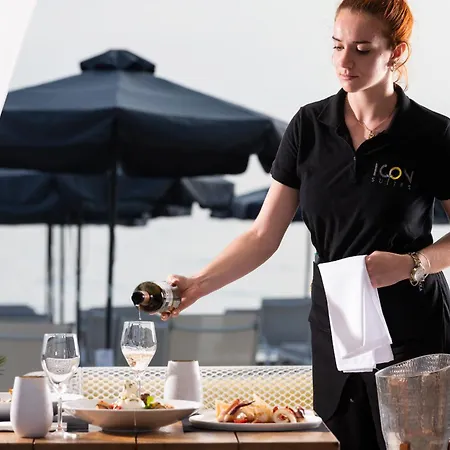 Icon By The Sea * Potos