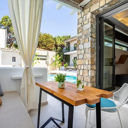 Hotel Icon By The Sea