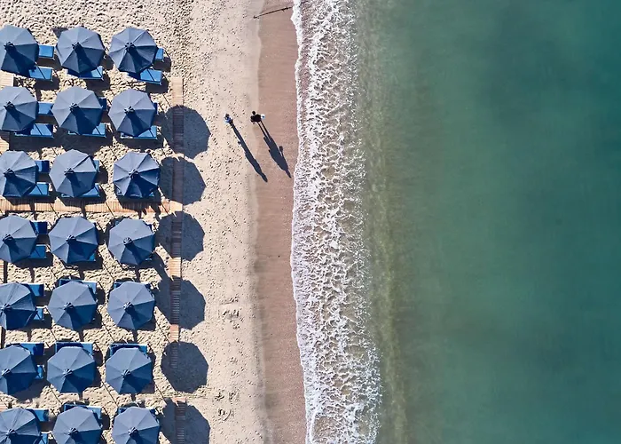 Icon By The Sea Otel *