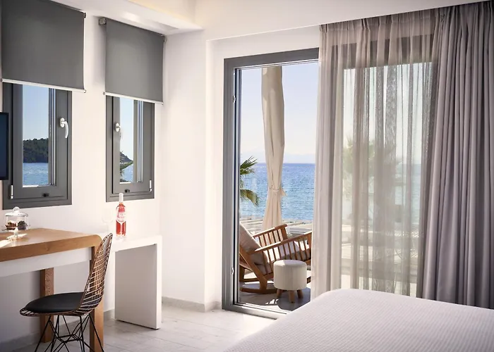 Icon By The Sea * Potos