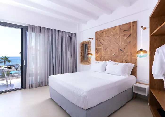 Icon By The Sea Otel