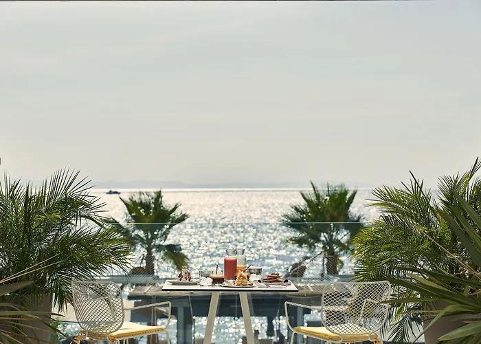 Otel Icon By The Sea *