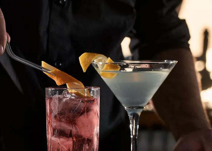 Icon By The Sea Otel *